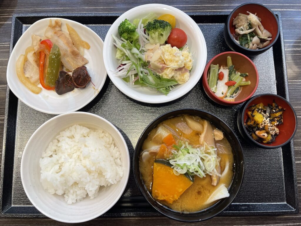 ドーミーイン甲府の朝食